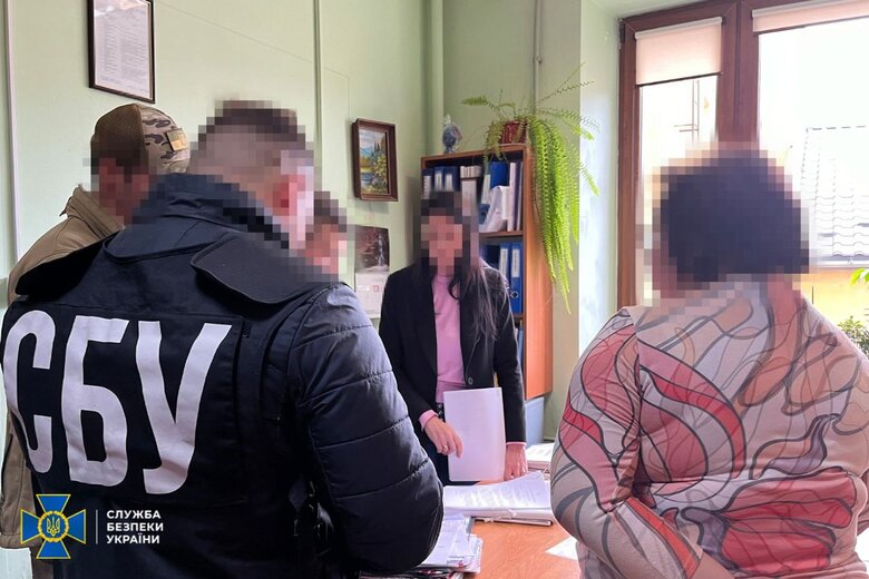 Депутати Ужгородської міськради відпочивали за кордоном під виглядом відряджень, - СБУ 03