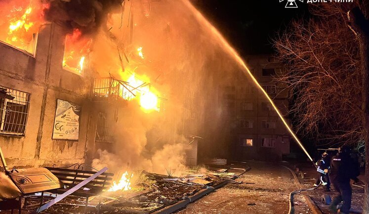 Racists hit Dobropillia with two ballistic missiles: 11 dead, 5 children among the wounded - Zelenskyy