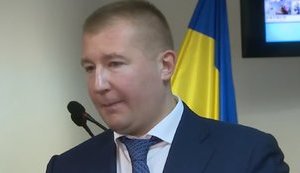 Адвокаты Януковича вызвали полицию, заявив, что в суде произошло преступление против экс-президента. ФОТО