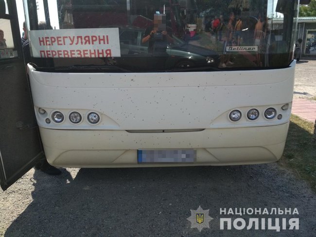 В Ізюмський район приїхали 6 автобусів із пасажирами кремезної статури, які відмовилися пояснити мету приїзду, - Нацполіція 03