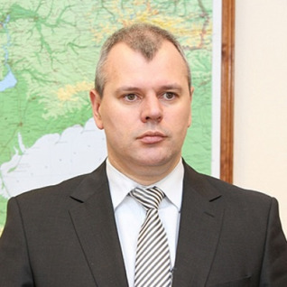 Мінус Шефіру, плюс Єрмаку, ще один плювок в корпоративну культуру: що відбувається з Укрзалізницею та її головами. Думки депутатів та інсайдерів 04