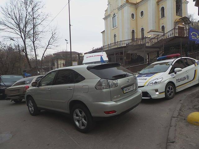 Automaidan blocked Nasirov in courthouse 02 Automaidan blocked Nasirov in courthouse 02