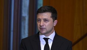 "І Донбас, і Крим повернуться в Україну. Виключно дипломатичним шляхом", - Зеленський