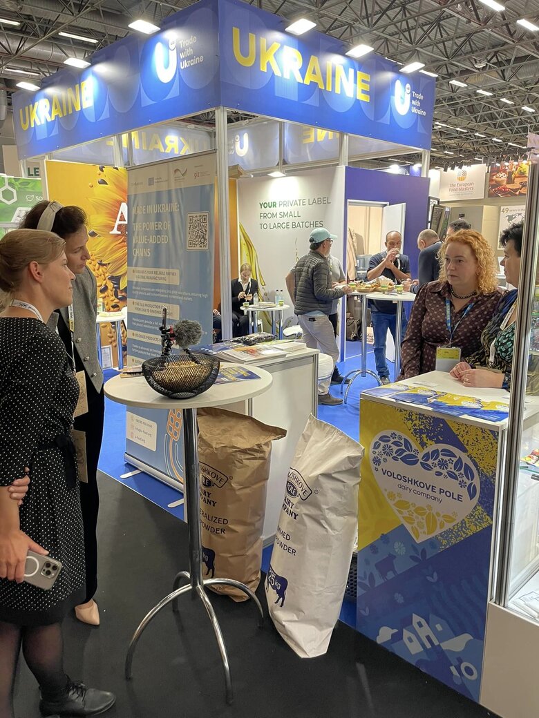 Українські молочні компанії беруть участь у масштабній виставці SIAL Paris 2024