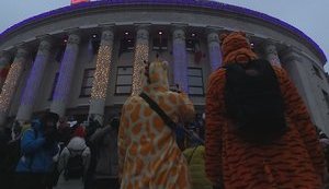 "Страдания - это НЕ смешно!": В Киеве протестовали против использования животных в цирке. ФОТОрепортаж+ВИДЕО