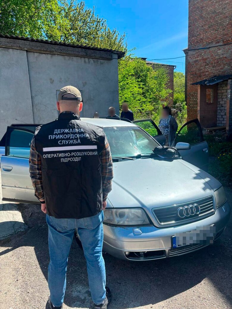 A scheme to import cars under the guise of humanitarian aid was uncovered in Volyn