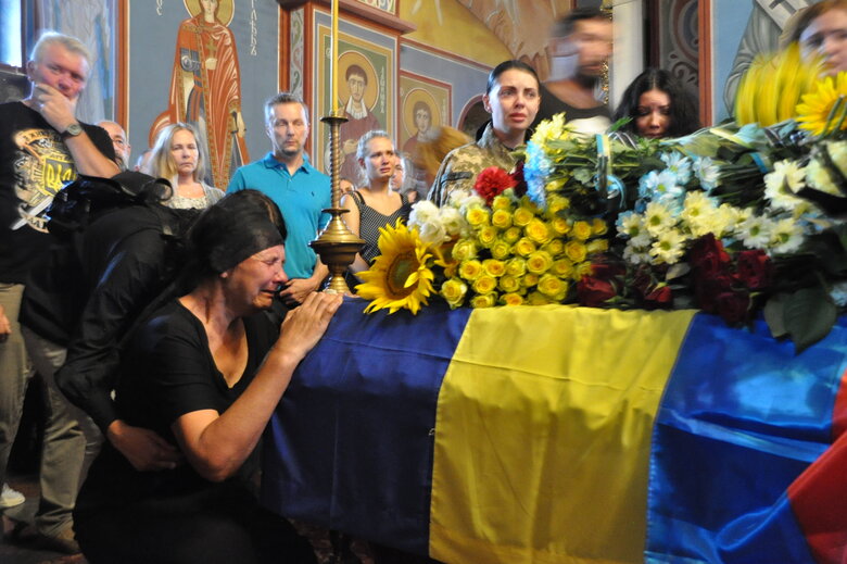 З телеведучим та військовим Карімом Гуламовим, який загинув у бою з російськими окупантами, попрощались у Києві 29