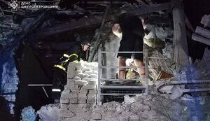 Після слів Трампа війська РФ вбили в Україні 22 людини. Під ударом лікарня та колонія, у Кам’янському серед загиблих - вагітна жінка, - Зеленський. ФОТОрепортаж