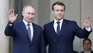 Macron, Putin discussed Russian gas transit via Ukraine