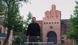 Важкі часи зробили нас сильними. Боротимемося стільки, скільки буде потрібно! - Зеленський привітав захисників і захисниць України. ВIДЕО