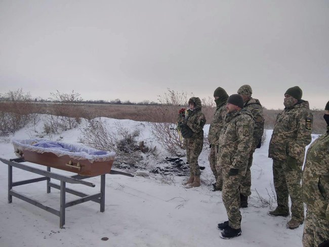 35-річна старший солдат Олена Салахутдінова загинула в ДТП на Донбасі 02