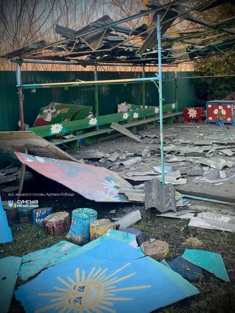 Удар РФ по території дитсадка в Сумах