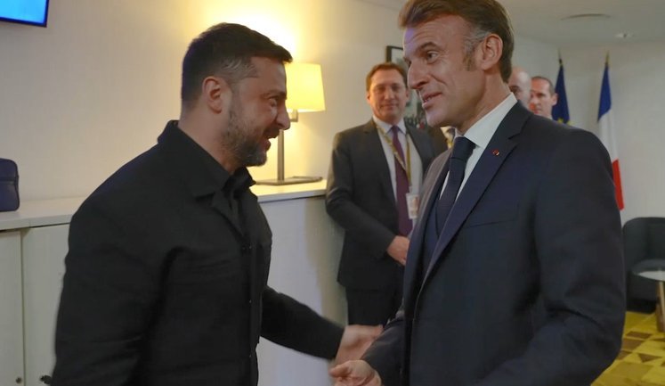 Zelenskyy and Macron coordinate positions ahead of "Coalition of Willing" meeting. VIDEO
