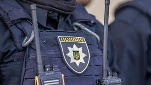 Пам'ятник героям-добровольцям осквернили в Луганській області, підозрюваних затримали, - Нацполіція