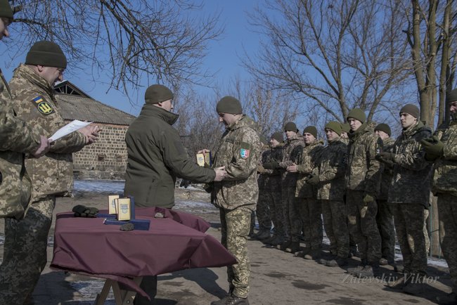 У районі проведення ООС нагородили морпіхів 06