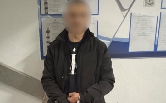 Приставив ніж до шиї: у Львові затримано чоловіка, який взяв у заручниці 13-річну дівчинку, побачивши військових ТЦК, - Нацполіція. ФОТО