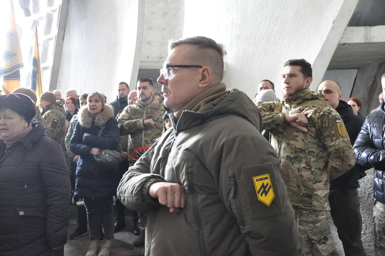В Киеве простились с комбатом Азова Олегом Мудраком 20