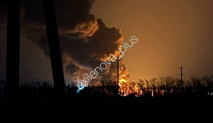 Дрони атакували Краснодарський край: пожежа на нафтобазі. ВIДЕО