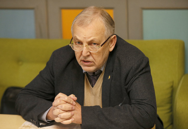 Шевченківська премія має підтримувати модерність, - Юрій Макаров 01