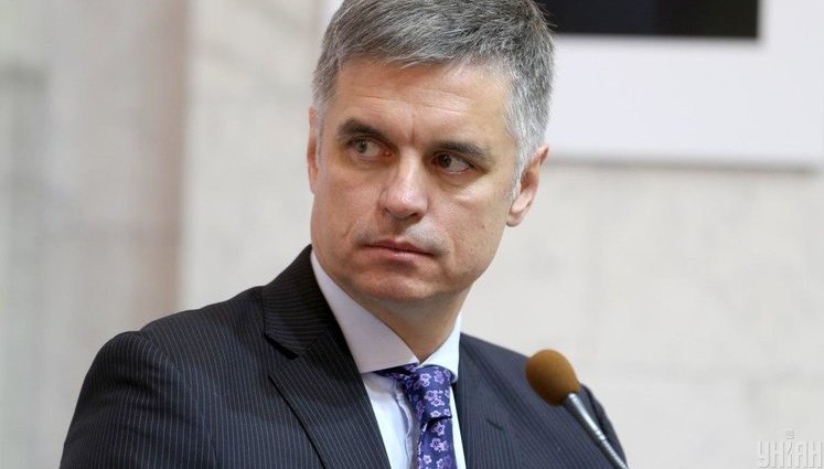 "Ніхто не збирається здавати Україну, але не можна без компромісу домовитися про мир", - Пристайко