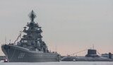 РФ охраняет теневой флот военными кораблями