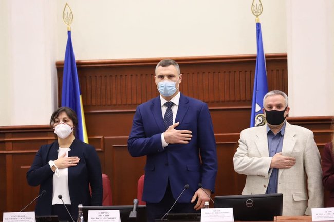 Кличко склав присягу й отримав посвідчення мера Києва 01