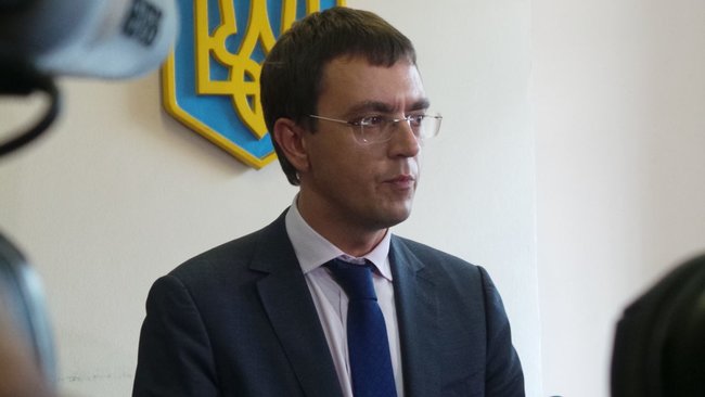 Суд відпустив главу Мінінфраструктури Омеляна на поруки 07