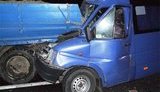 На Ривненщине маршрутка врезалась в грузовик. Пострадали 7 человек. ФОТОрепортаж.