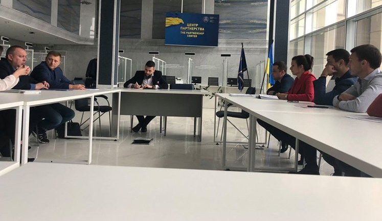Цілковите нерозуміння суті митної роботи... Розмова з іншою планетою якась, - координатор руху "Ні корупції на транспорті" Захаров про зустріч із Нефьодовим. ФОТО