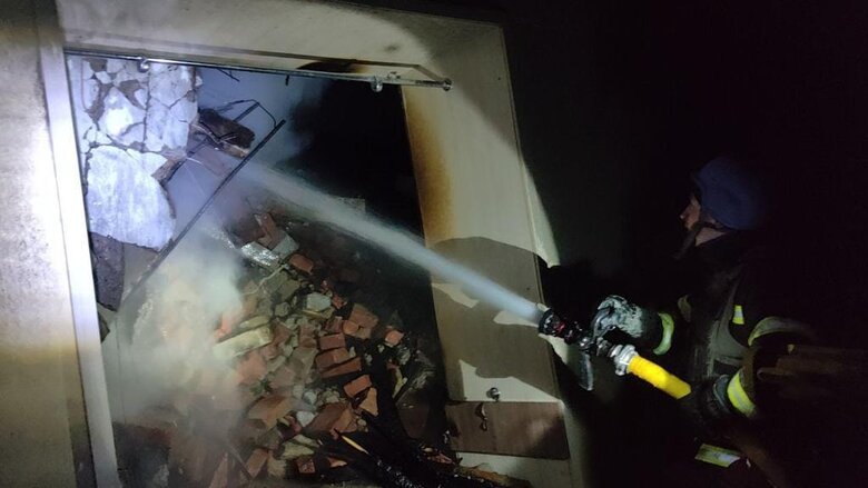 Наслідки масованого ракетного обстрілу Селидового: зруйновано навчальний заклад, 2 підприємства та багатоповерхівку 02