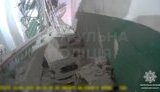 зруйновані сходи будинку російським обстрілом Харкова
