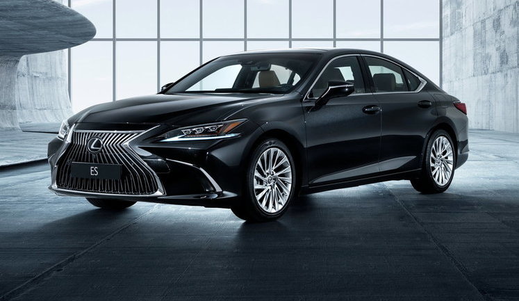 ЦВК придбав Lexus, заплативши понад мільйон гривень