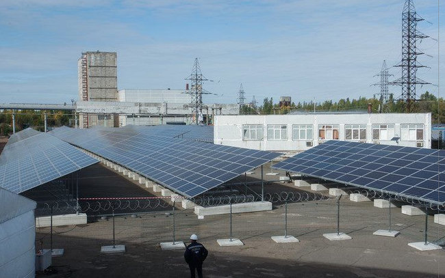 Першу сонячну електростанцію запустили в зоні відчуження ЧАЕС 03