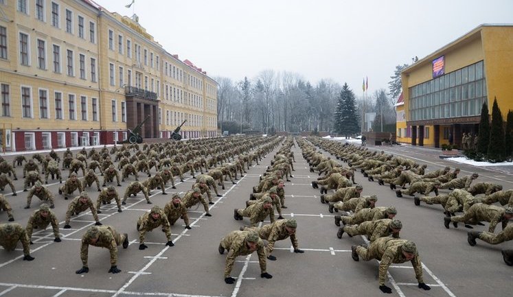 Over 700 Land Forces Academy cadets, officers join #22PushUpChallenge to support ATO veterans. VIDEO+PHOTOS
