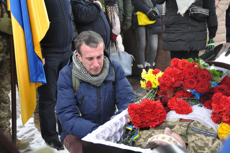 Із загиблим українським воїном Денисом Галушком попрощалися у Києві 49