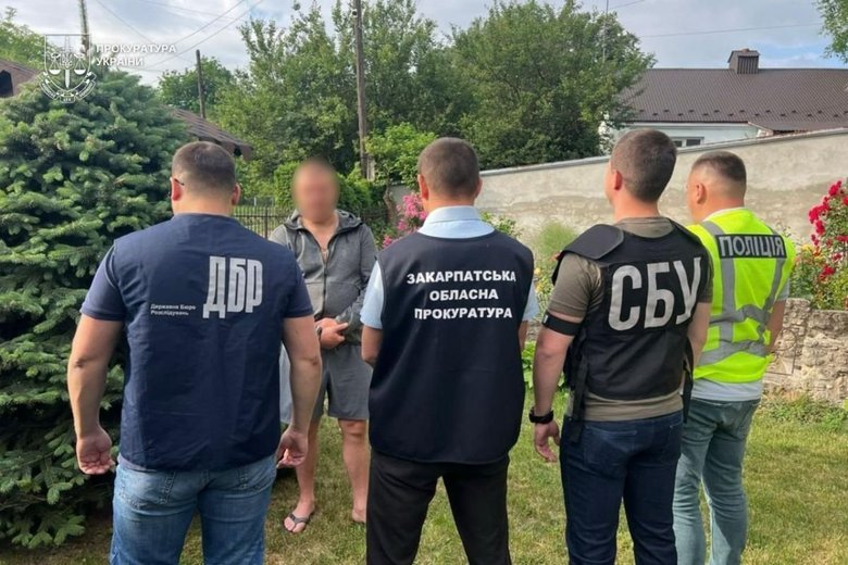 Захоплення земель для дачі Медведчука: Прокуратура повідомила про підозри причетним посадовцям