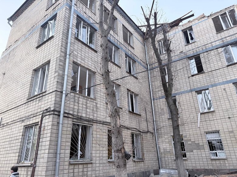 Повреждены учреждения здравоохранения в Киеве 14 ноября