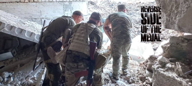 Російський воєнкор Среда вказав місце штабу ПВК Вагнер, по якому вдарили HIMARS ЗСУ 03