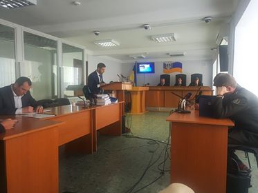 Суд над Януковичем: суддя перервав дебати адвоката. СТЕНОГРАМА ЗАСІДАННЯ 02