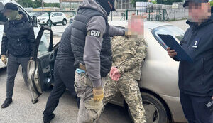 For $4,000, he wanted to smuggle draft dodger across border on mattress: law enforcement officer detained in Vinnytsia region. PHOTOS