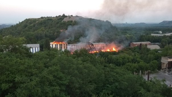В окупованому Донецьку горіла шахта Куйбишевська 02
