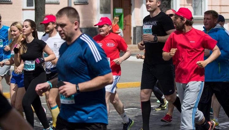 More than 10,000 people participated in Chestnut Run on Day of Kyiv