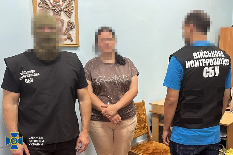 Задержана военнослужащая-предательница, которая сливала врагу информацию об украинских беспилотниках на Херсонщине, - СБУ 01