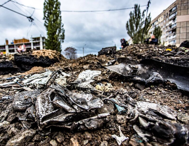 Consequences of Russia’s morning missile attack on Dnipro 04