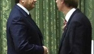 Янукович: антикризисная коалиция отрицательно настроена относительно Огрызко
