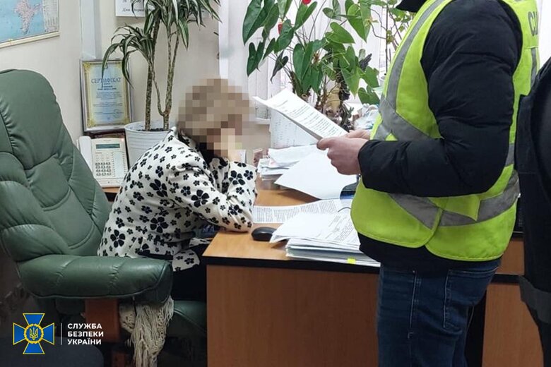 Завезення фальсифікованих ліків на 32 млн грн: повідомлено про підозру посадовиці Держлікслужби, - СБУ 03 Завезення фальсифікованих ліків на 32 млн грн: повідомлено про підозру посадовиці Держлікслужби, - СБУ 03