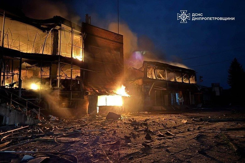 Обстріли Дніпропетровщини: є загиблий і поранені, серед них дитина