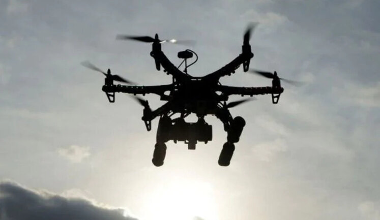 Российский FPV-дрон попал в автомобиль пограничников на Сумщине. ВИДЕО