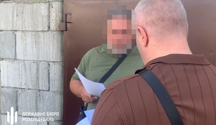 Викрито двох військовослужбовців, які надали фіктивні довідки про тяжкі хвороби родичів для ухилення від служби, - ДБР. ФОТО