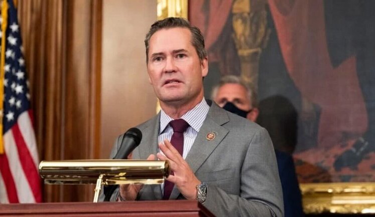 Топ-чиновники США на закрытой встрече советовали Трампу уволить Уолтца, - Politico